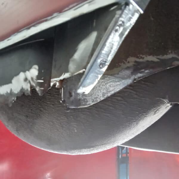 141025 1973 Mercedes 250 Drivers Rear Quarter Inner and Outer 18