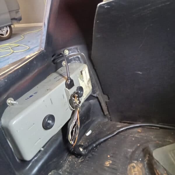 141025 1973 Mercedes 250 Drivers Rear Quarter Inner and Outer 26