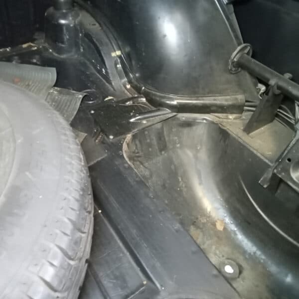 141025 1973 Mercedes 250 Drivers Rear Quarter Inner and Outer 28