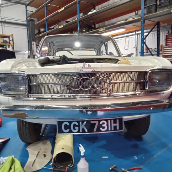 151025 1969 Audi 70L Refit 5