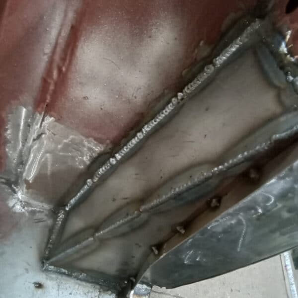 151025 1970 Aston Martin DBS Door Jam Repairs 7