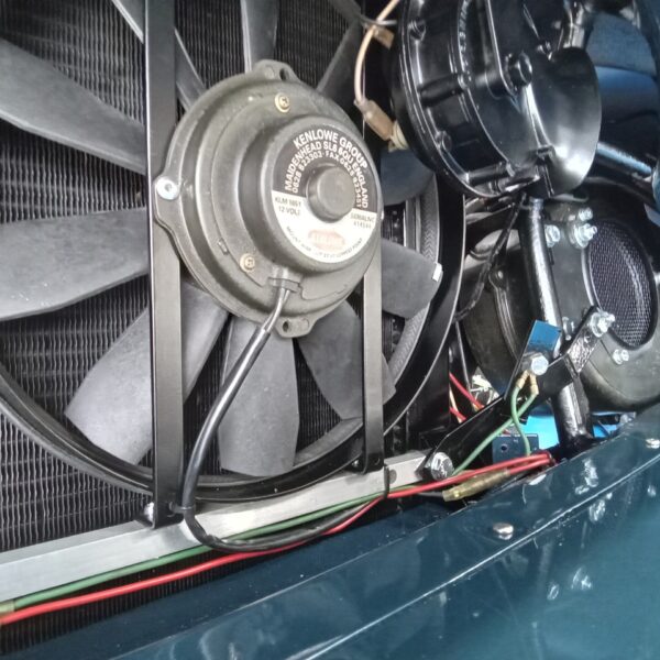 161025 1969 Aston Martin DB6 Volante Front Grille and Fans fitted 13