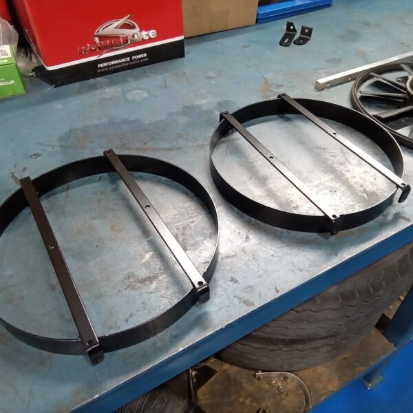161025 1969 Aston Martin DB6 Volante Front Grille and Fans fitted 17