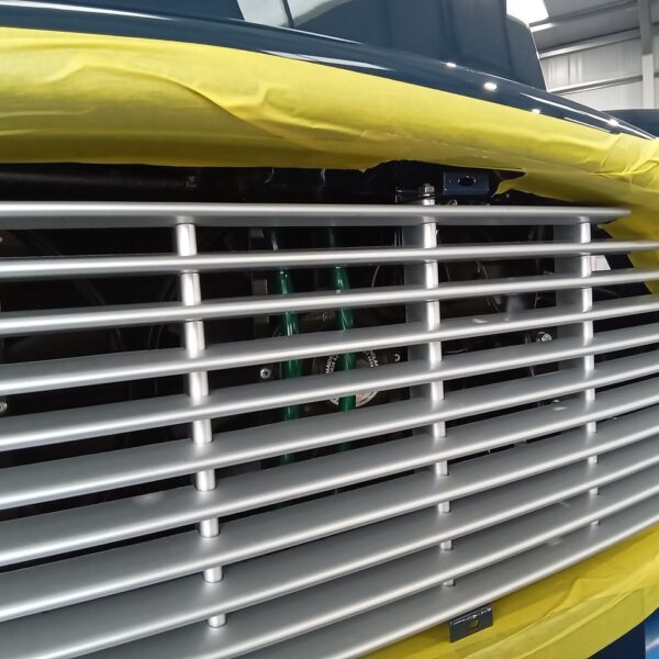 161025 1969 Aston Martin DB6 Volante Front Grille and Fans fitted 2