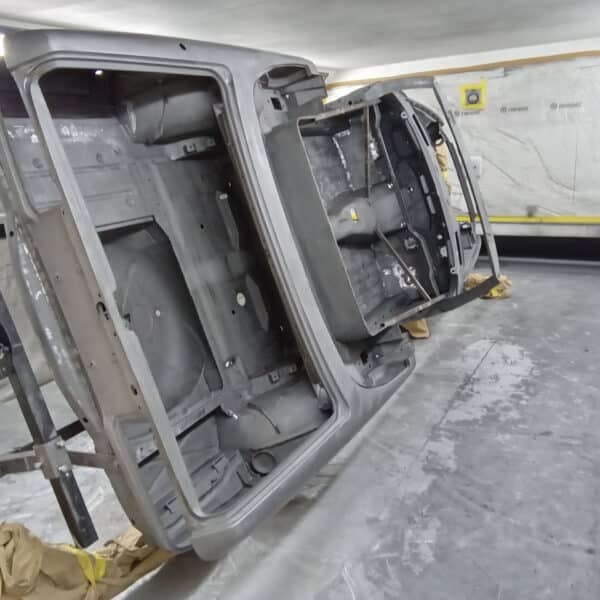 161025 1978 Mercedes 350SL Body in Epoxy 16