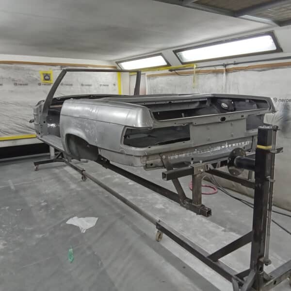 161025 1978 Mercedes 350SL Body in Epoxy 18