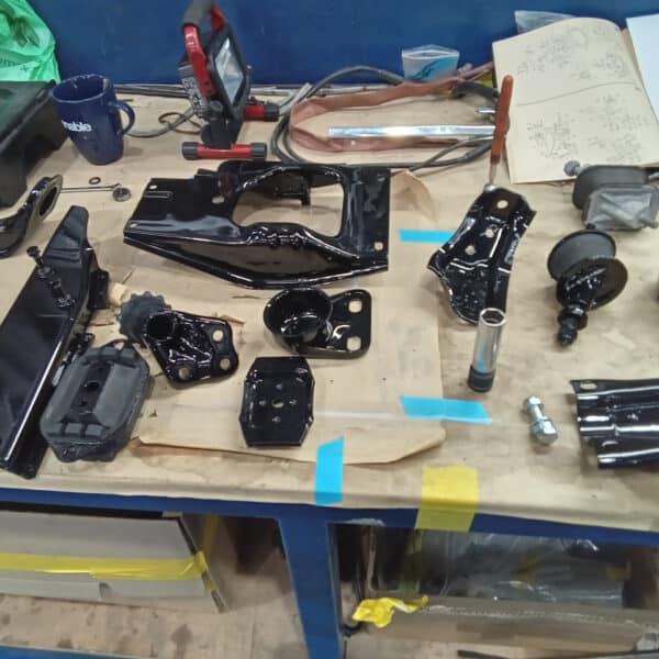 171025 1969 Audi 70L Underseal and Fitting Up