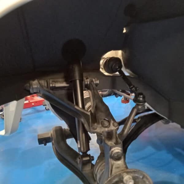 171025 1969 Audi 70L Underseal and Fitting Up 8 1