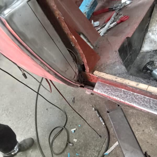 171025 1970 Aston Martin DBS Drivers Side B Pillar 3