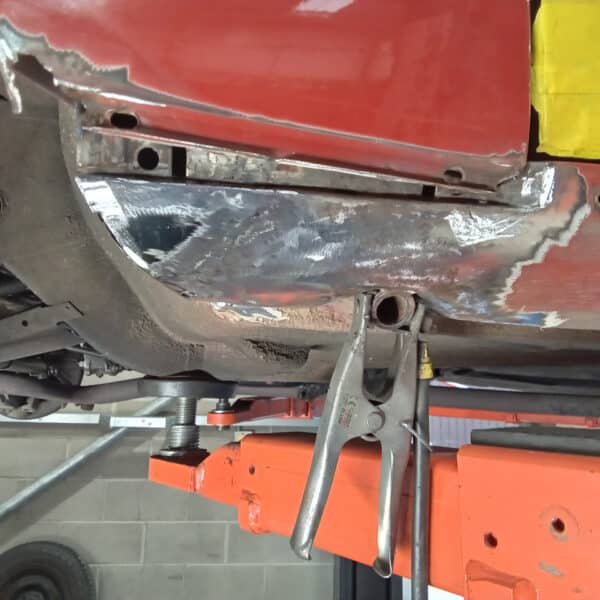 171025 1973 Mercedes 250 Passenger Front Sill and Front Wing Repair 8