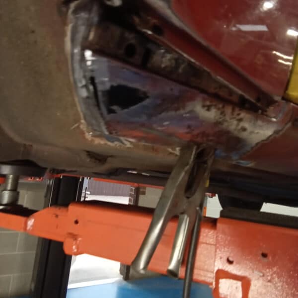 171025 1973 Mercedes 250 Passenger Front Sill and Front Wing Repair 9