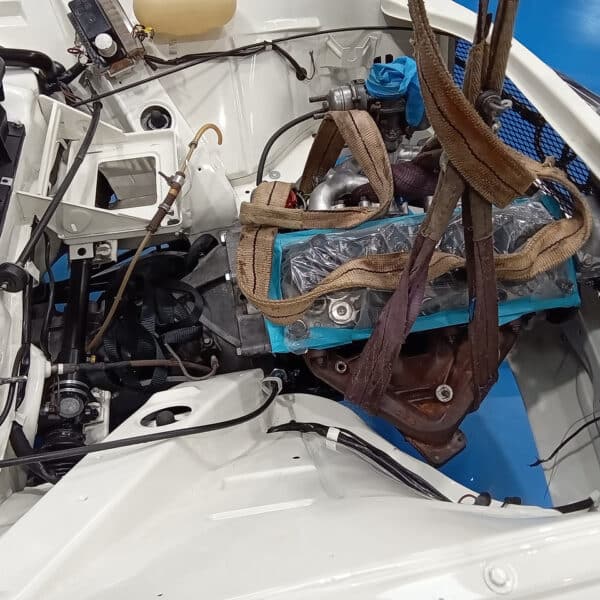 181025 1969 Audi 70L Engine and Seat belts 3