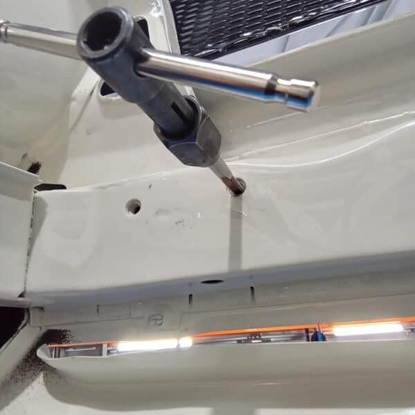 181025 1969 Audi 70L Engine and Seat belts 9