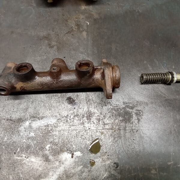 181025 1969 Audi 70L Refit 15