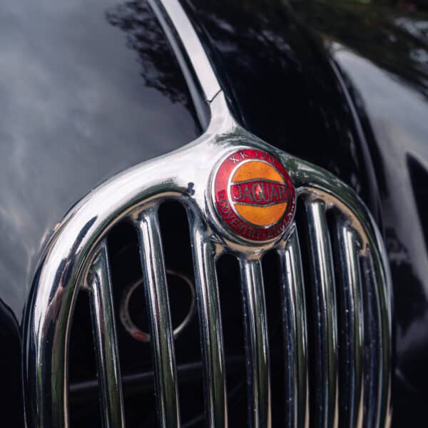 1955 Jaguar XK140 or £25,000 - Image 3