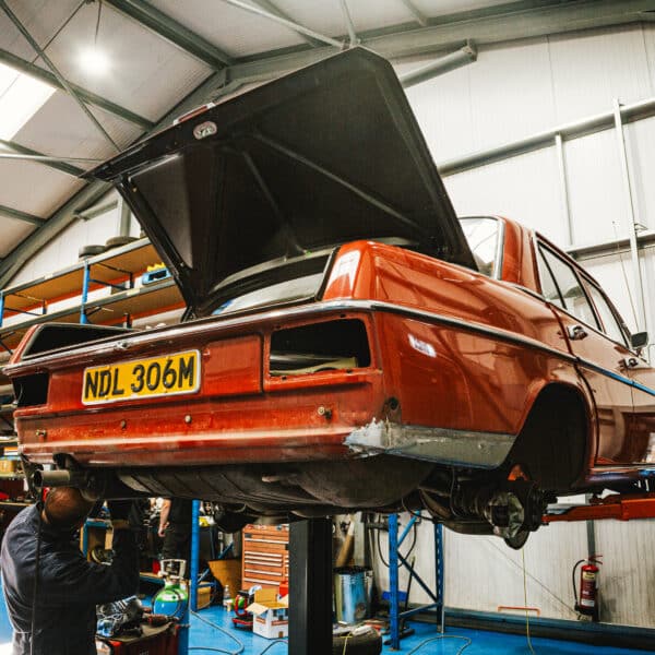 1973 Mercedes 250SE Welding