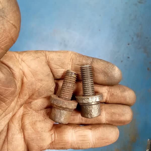 1998 TVR Chimaera Repairs and Front Wheel Bearing 2