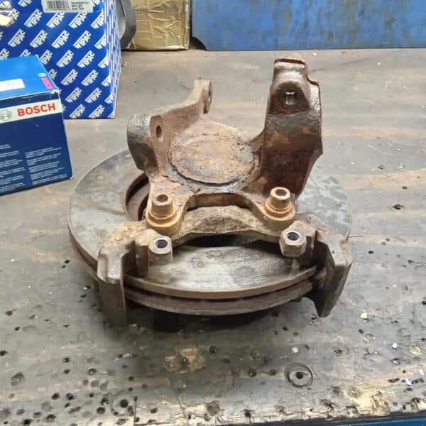 1998 TVR Chimaera Repairs and Front Wheel Bearing 22