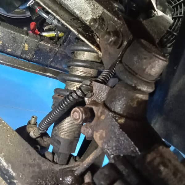 1998 TVR Chimaera Repairs and Front Wheel Bearing 26