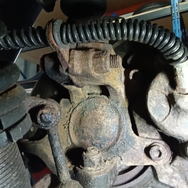 1998 TVR Chimaera Repairs and Front Wheel Bearing 30