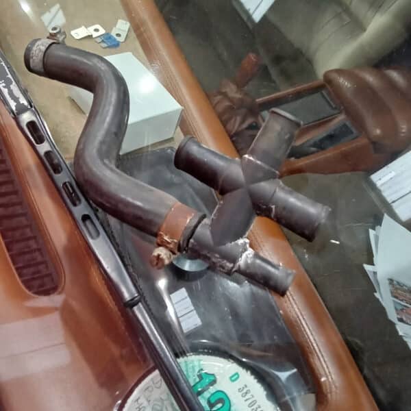 211025 1987 Maserati BiTurbo Engine Bay Refit 14