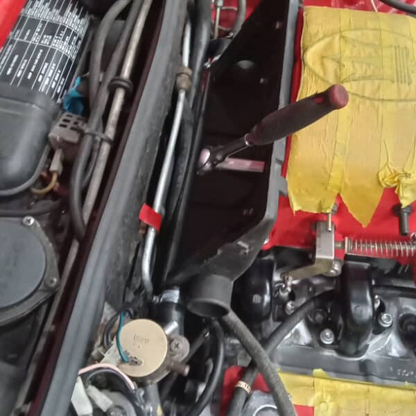 211025 1987 Maserati BiTurbo Engine Bay Refit 5