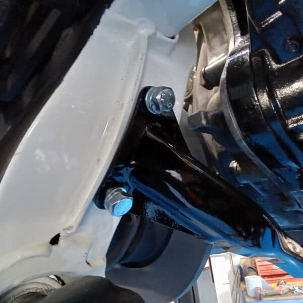 221025 1969 Audi 70L Alternator Engine Mounts and Front Brakes 4