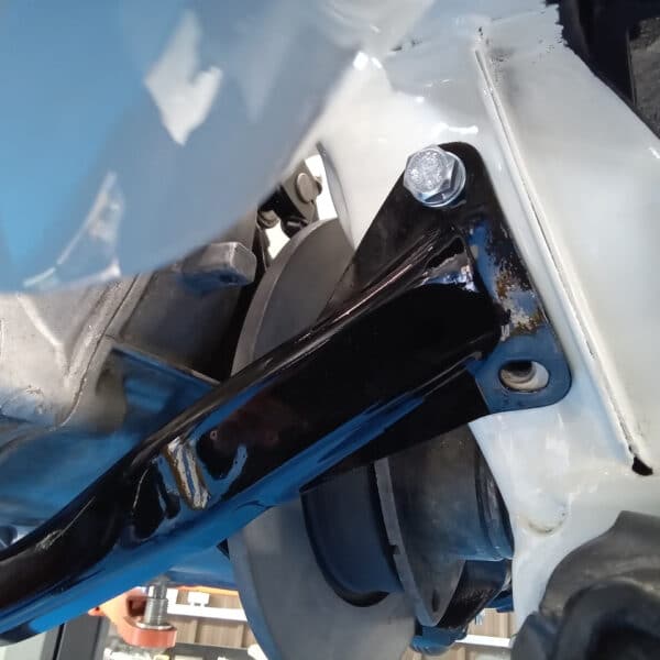 221025 1969 Audi 70L Alternator Engine Mounts and Front Brakes 5