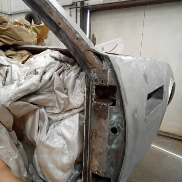 221025 1970 Aston Martin DBS A Pillar Repairs 2