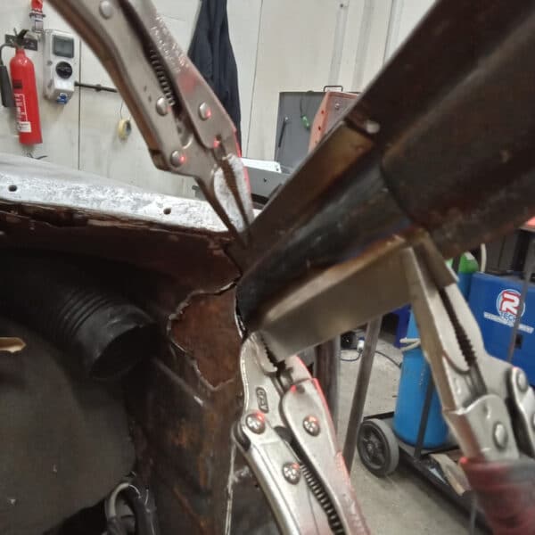 221025 1970 Aston Martin DBS A Pillar Repairs