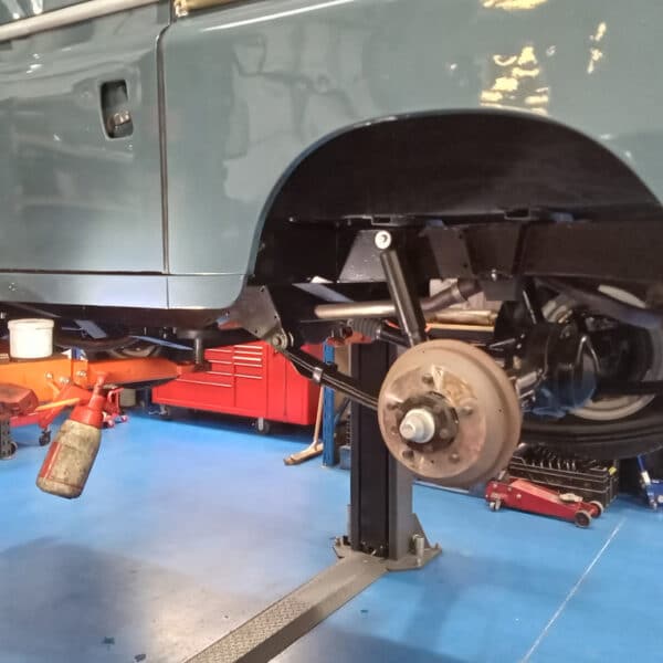 221025 1971 Land Rover Series IIA Repairs 10