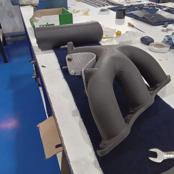 231025 1969 Aston Martin DB6 Volante Exhaust Manifolds Screen Trom and Bumpers 19