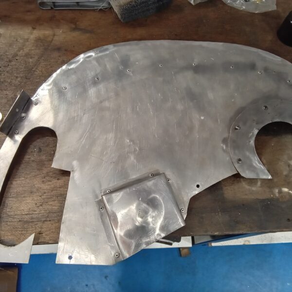 231025 1969 Aston Martin DB6 Volante Exhaust Manifolds Screen Trom and Bumpers 48
