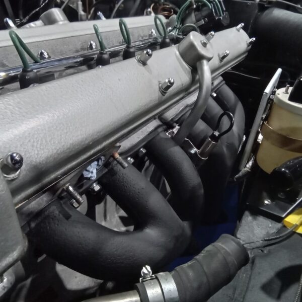 231025 1969 Aston Martin DB6 Volante Exhaust Manifolds Screen Trom and Bumpers 7