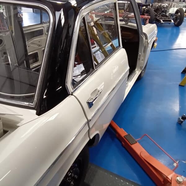 231025 1969 Audi 70L Front Brakes Gearbox mounts and Doors on 8