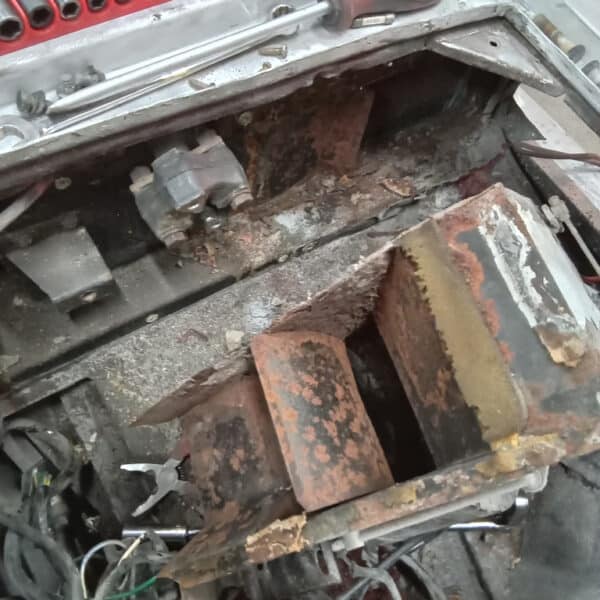 231025 1970 Aston Martin DBS Rust Under Blower Motor 11