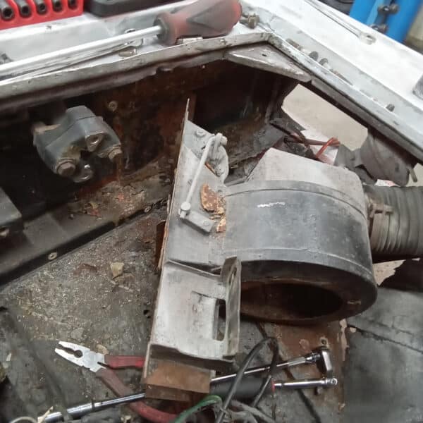 231025 1970 Aston Martin DBS Rust Under Blower Motor 9