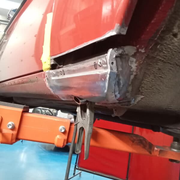 231025 1973 Mercedes 250 Sill and Wing Repairs 3