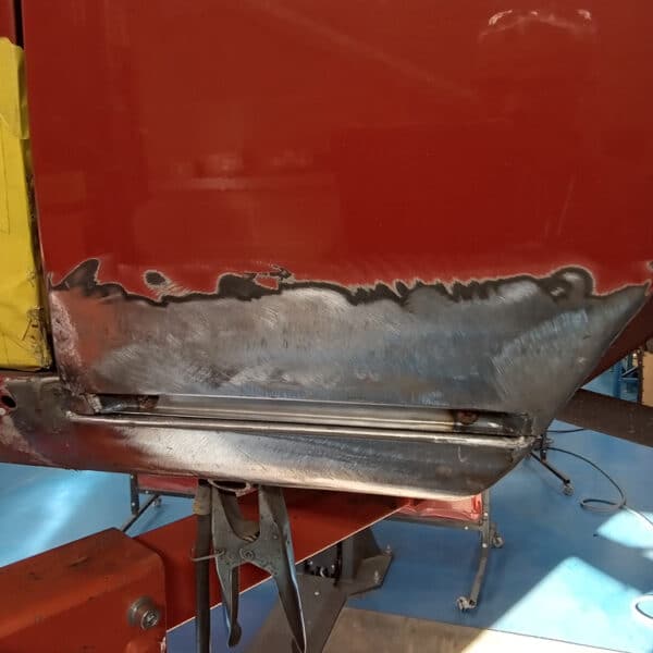 231025 1973 Mercedes 250 Sill and Wing Repairs 8