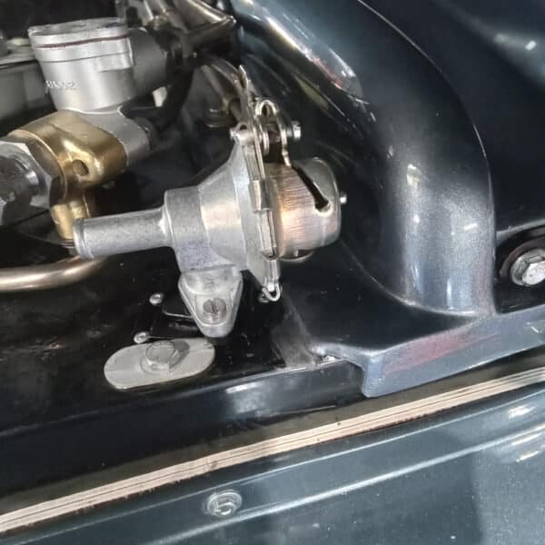 241025 1960 Jensen 541R Boot Lock Latches Oil Filter Housing and Heater Control Valve