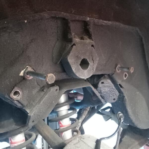 241025 1991 Jaguar XJS Rear Axle Repairs 12