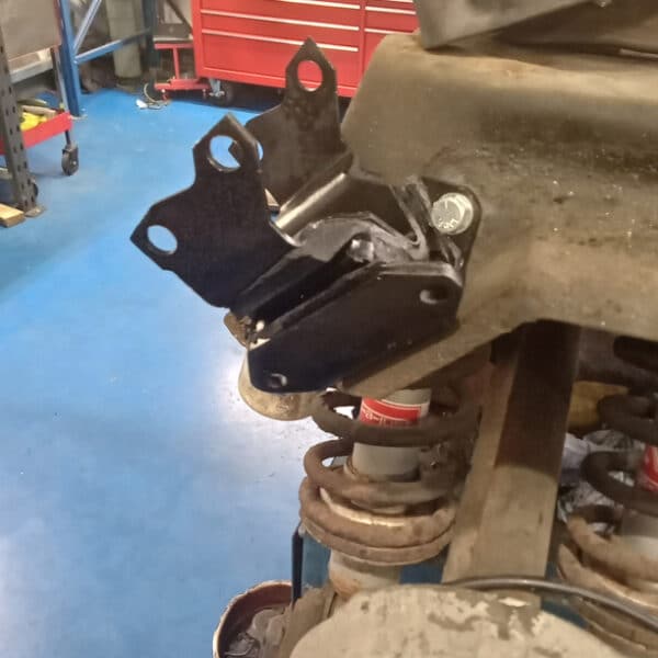 241025 1991 Jaguar XJS Rear Axle Repairs 30