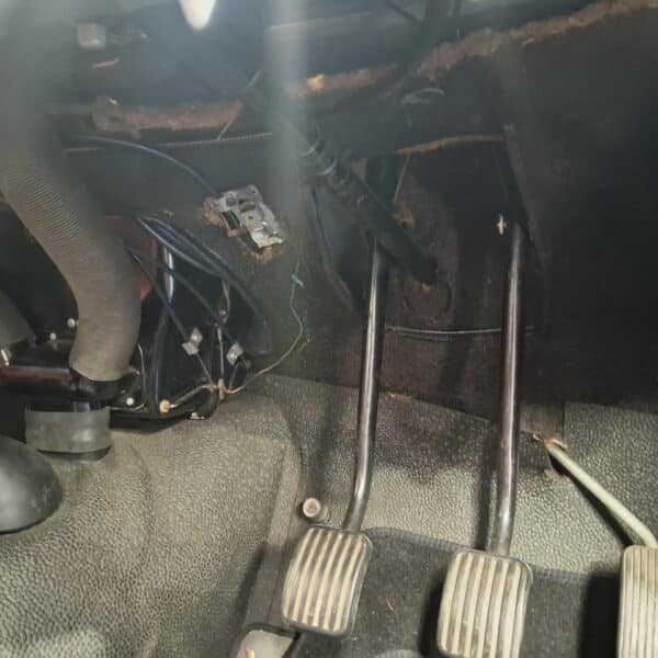 251025 1966 Volvo 122S Electric Steering Column Install 15