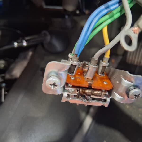 251025 1966 Volvo 122S Electric Steering Column Install 6