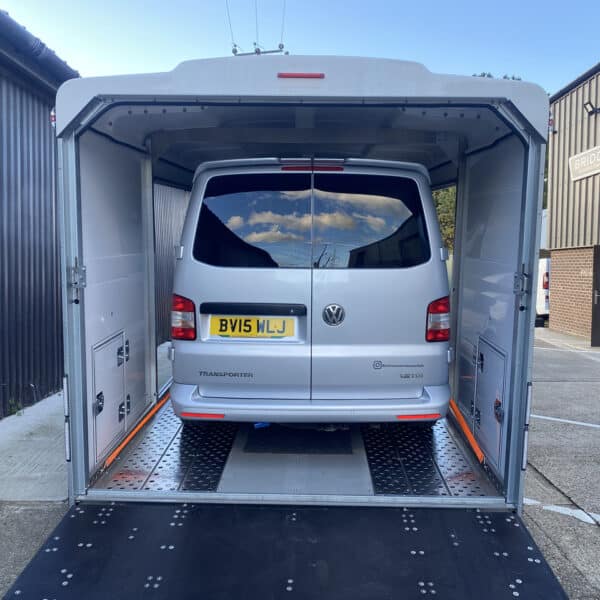 271025 2015 Volkswagen T5.1 Camper Loaded 2