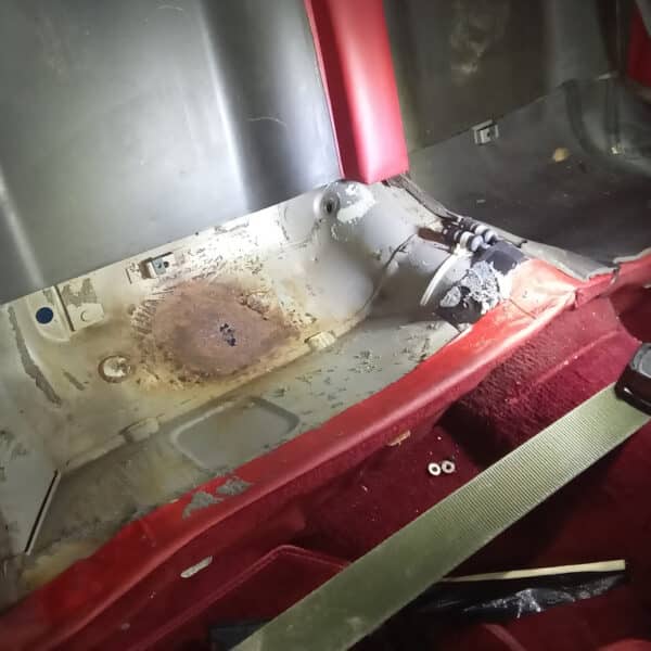 281025 1991 Jaguar XJS Fuel System 14