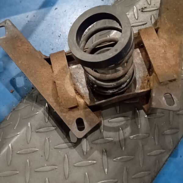 281025 1991 Jaguar XJS Fuel System 33