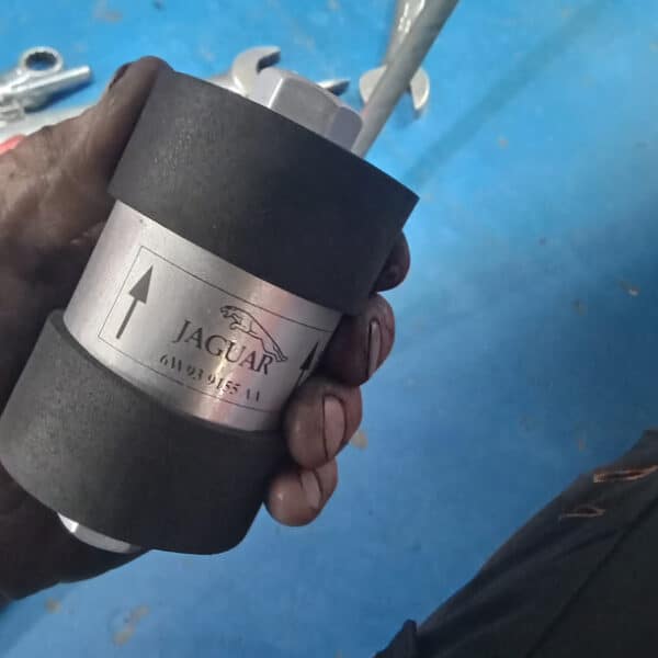 281025 1991 Jaguar XJS Fuel System 4