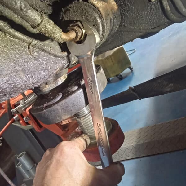 281025 1991 Jaguar XJS Fuel System 43