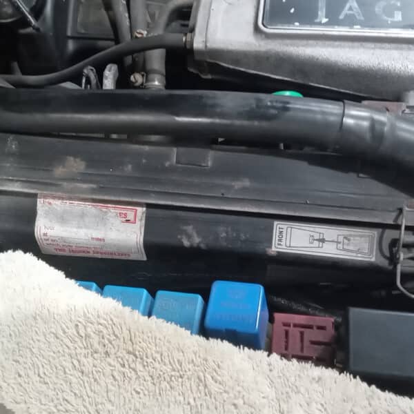 281025 1991 Jaguar XJS New Air Filters and Plugs 7